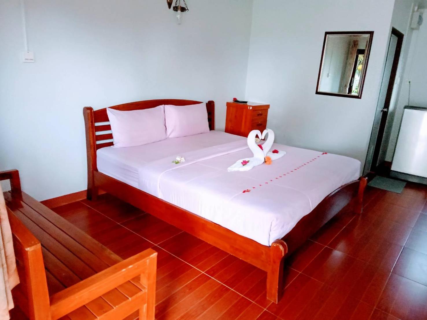 Bangpo Resort Ban Bang Po Ngoại thất bức ảnh